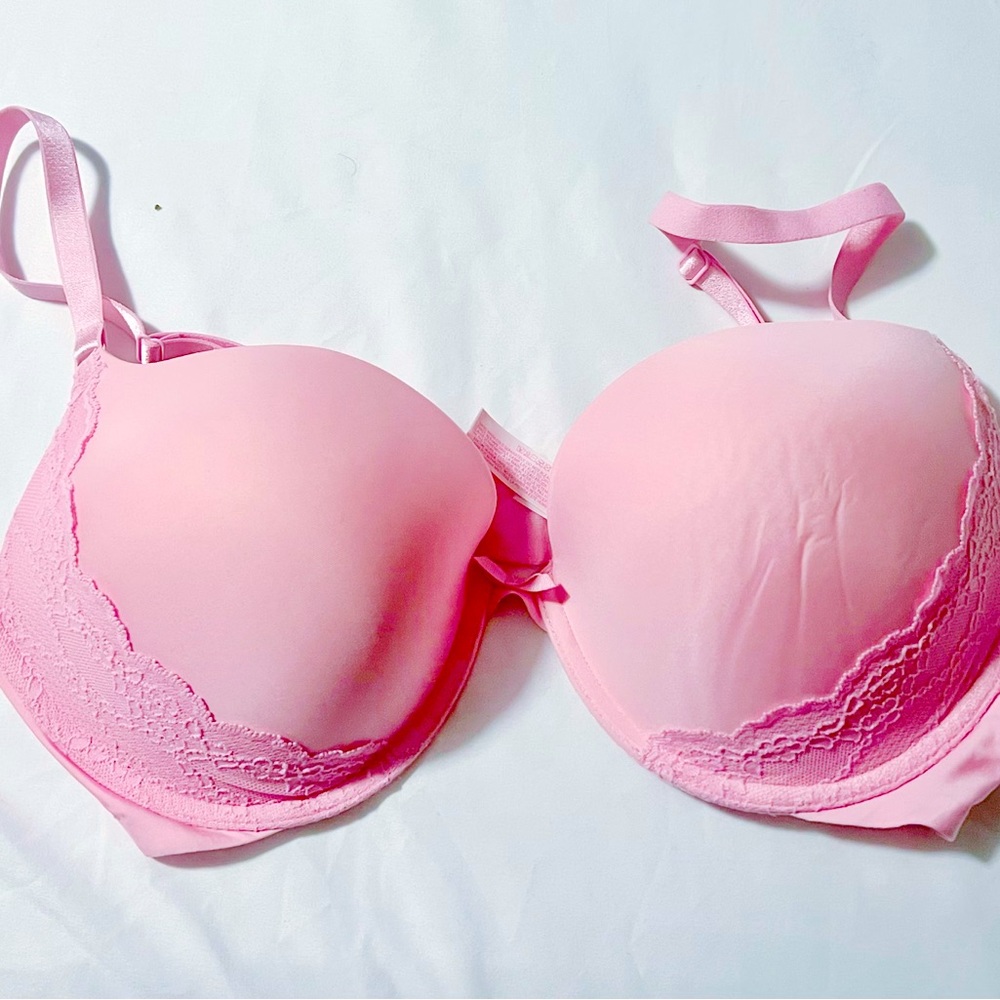 Victoria’s Secret bra NWT 38D